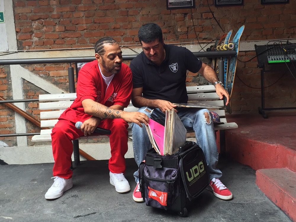 Thaíde & DJ Hum: Biografia, Letras e Discos | vaihiphop