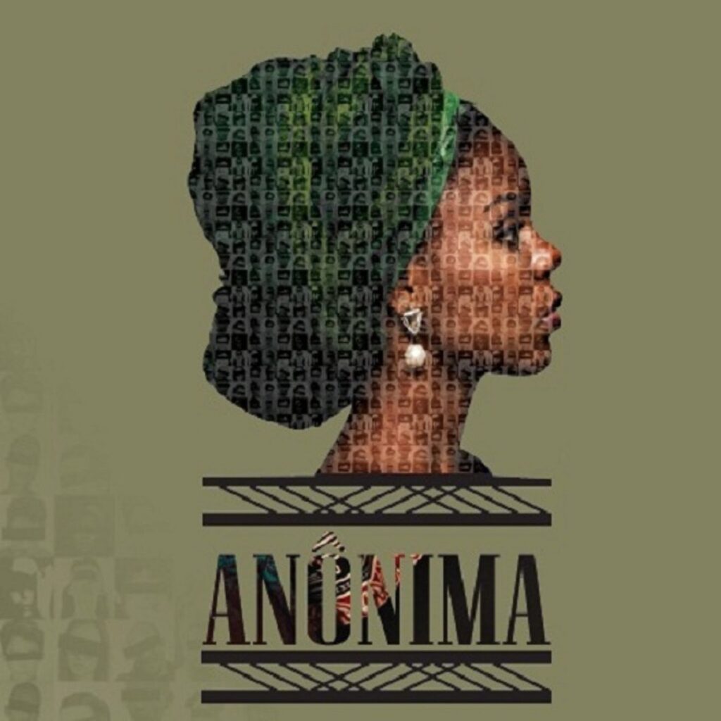 A capa do álbum 'Anônima' de Tamara Franklin utiliza a técnica de fotomosaico para construir a silhueta de perfil da artista, preenchendo sua forma com inúmeras fotos de rostos femininos sobre um fundo verde-oliva. O título é apresentado na base entre molduras geométricas, com destaque para o grafismo étnico na letra central, simbolizando visualmente a coletividade e a ancestralidade feminina contida no conceito da obra.